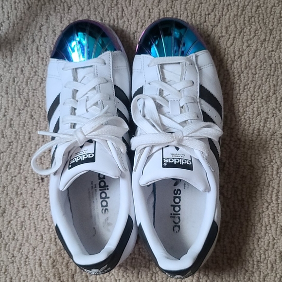 adidas Shoes - Adidas superstar size 7.5